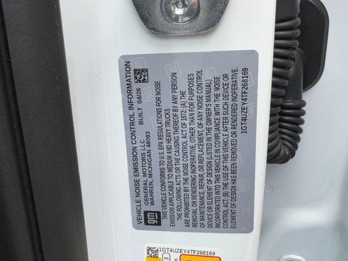 Used 2026 GMC Sierra 2500 AT4X AWD/4WD image 27