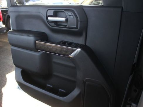 Used 2021 GMC Sierra 1500 Elevation w/ Driver Alert Package I image 21