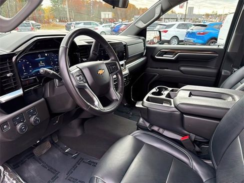 Used 2022 Chevrolet Silverado 1500 LT image 14