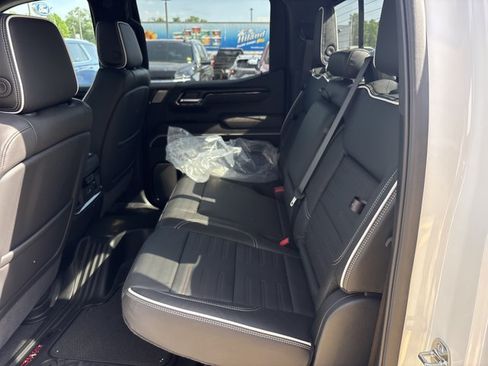 New 2026 GMC Sierra 1500 AT4X AWD/4WD image 16