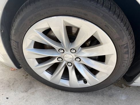 Used 2018 Tesla Model S P100D AWD/4WD image 23
