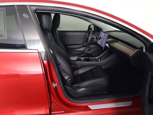 Used 2019 Tesla Model 3 Long Range image 31