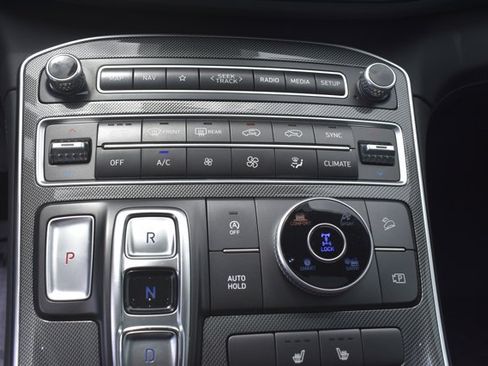 Used 2023 Hyundai Santa Fe SEL w/ Premium Package AWD/4WD image 29