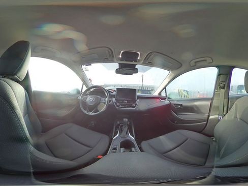 Used 2023 Toyota Corolla LE image 42