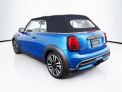 Certified 2023 MINI Cooper S w/ Signature Upholstery Package image 5
