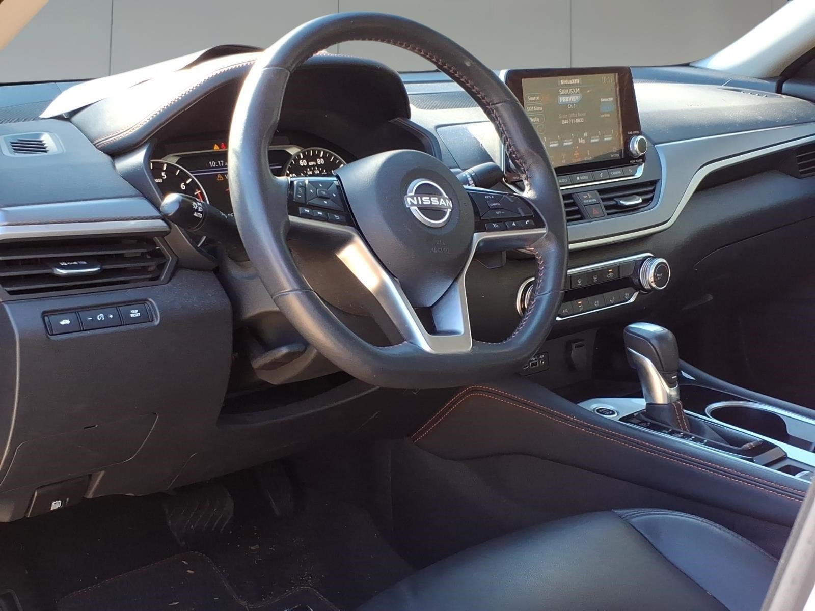 Used 2024 Nissan Altima 2.5 SR AWD/4WD image 9
