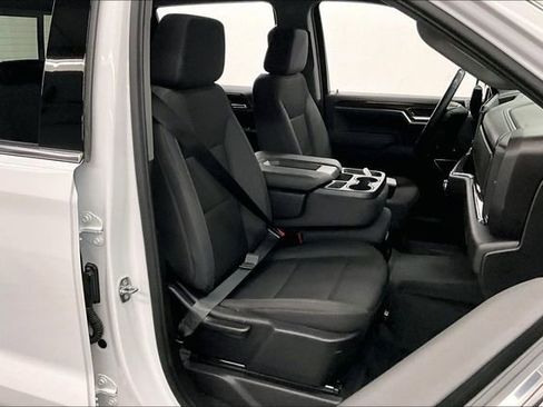 Used 2024 GMC Sierra 1500 SLE w/ Preferred Package AWD/4WD image 8