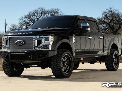 Used 2020 Ford F350 Lariat w/ Lariat Ultimate Package image 4