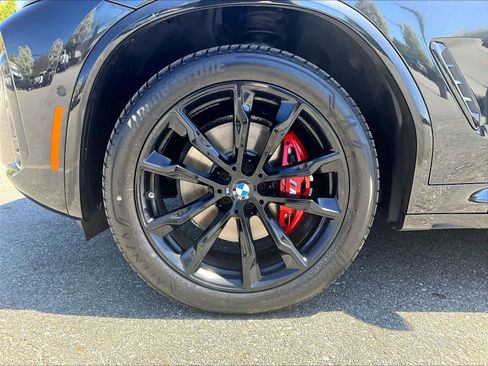 Used 2024 BMW X3 xDrive30i w/ Premium Package AWD/4WD image 7