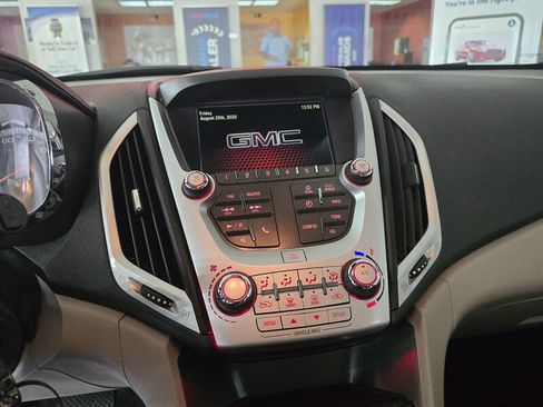 Used 2017 GMC Terrain SLE FWD image 18