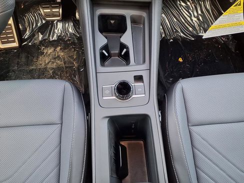 New 2026 Volkswagen Tiguan SE R-Line AWD/4WD image 25