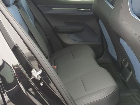 Used 2025 Volvo EX30 Plus w/ Protection Package Premier image 19