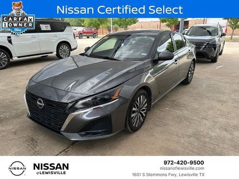 Certified 2023 Nissan Altima 2.5 SV FWD image 1