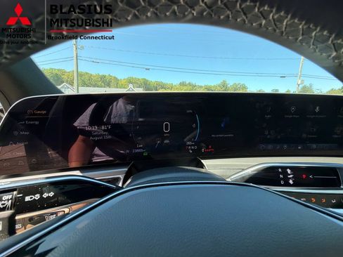 Used 2024 Cadillac Lyriq Tech w/ Driver Assist Package AWD/4WD image 17
