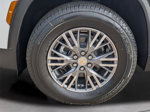 New 2026 Chevrolet Traverse RS FWD image 41