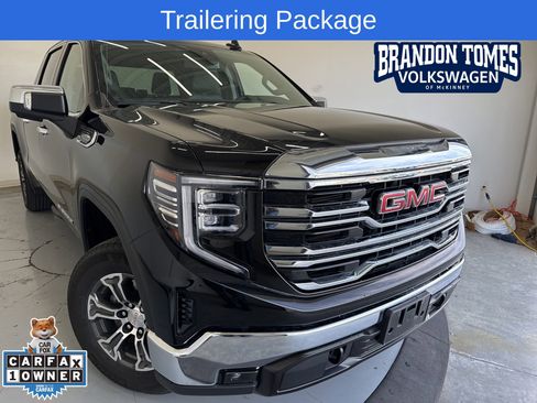 Used 2025 GMC Sierra 1500 SLT image 1