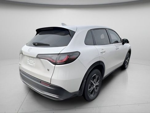 Used 2024 Honda HR-V EX-L image 5