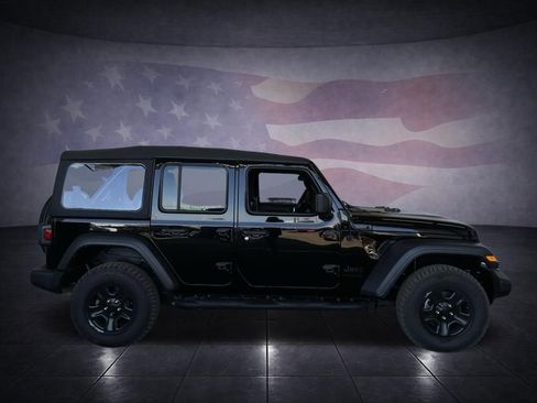 Used 2022 Jeep Wrangler Unlimited Sport image 4