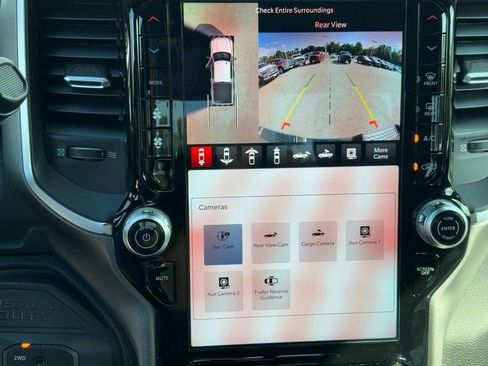 New 2026 RAM 3500 Big Horn AWD/4WD image 17