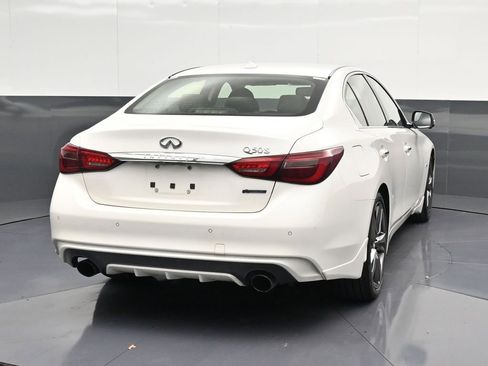 Used 2019 INFINITI Q50 Signature Edition w/ Cargo Package (L96) RWD image 2