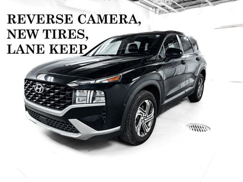 Used 2021 Hyundai Santa Fe SE image 1