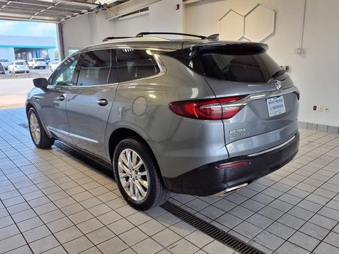 Used 2021 Buick Enclave Premium w/ Sun and Sites Package AWD/4WD image 3