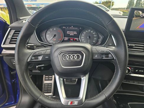 Used 2022 Audi SQ5 Premium w/ Convenience Package image 25