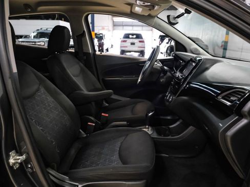 Used 2022 Chevrolet Spark LT FWD image 32
