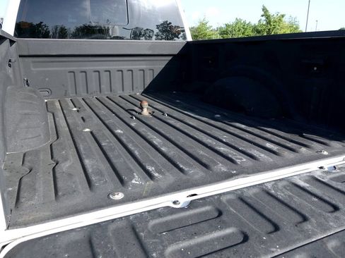 Used 2019 Ford F250 Lariat w/ Lariat Value Package AWD/4WD image 17