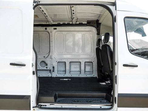 Used 2023 Ford Transit 250 Medium Roof RWD image 35