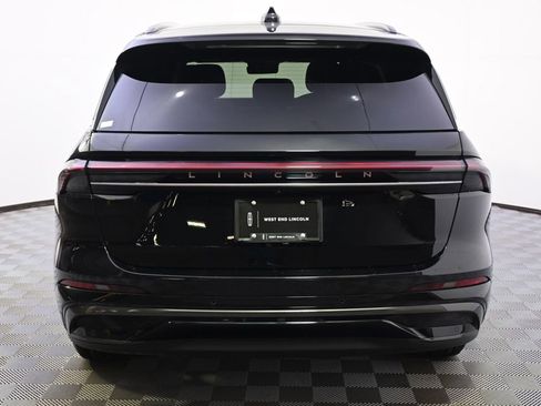 New 2026 Lincoln Nautilus Reserve w/ Jet Appearance Package image 5