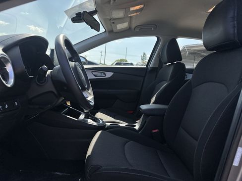 Certified 2024 Kia Forte LXS w/ LXS Technology Package FWD image 13