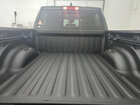 New 2026 RAM 1500 Laramie AWD/4WD image 31