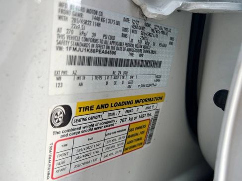 Used 2023 Ford Expedition Limited RWD image 29