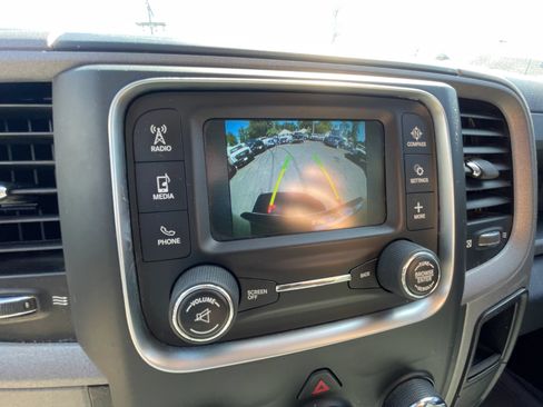 Used 2016 RAM 2500 Tradesman w/ Chrome Appearance Group AWD/4WD image 32