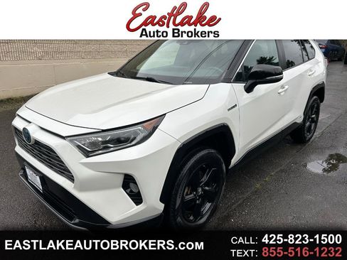 Used 2019 Toyota RAV4 XSE w/ Carpet Mat Package image 1