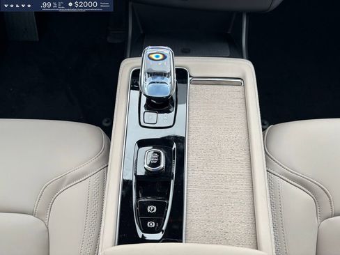 New 2026 Volvo XC90 B6 Plus w/ Protection Package Premier image 13