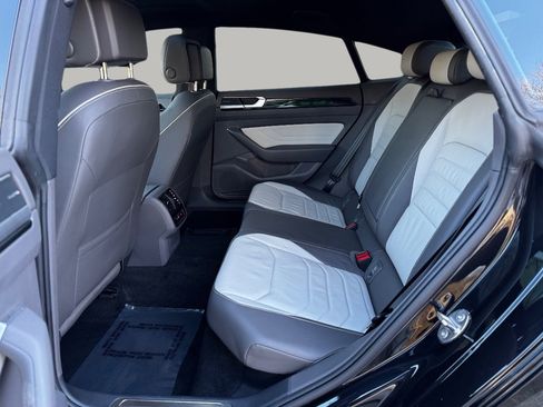 Used 2023 Volkswagen Arteon SEL Premium image 17