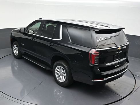 Used 2025 Chevrolet Tahoe LS image 18