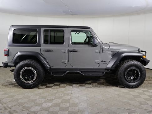 Used 2019 Jeep Wrangler Unlimited Sport S image 12