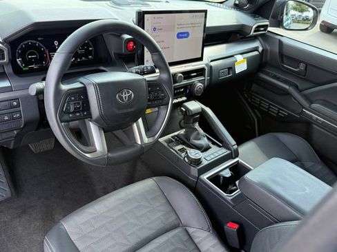 Used 2026 Toyota 4Runner TRD Off-Road Premium AWD/4WD image 8