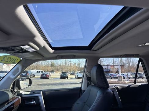 Used 2022 Toyota 4Runner Limited image 5