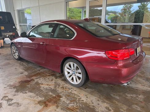 Used 2012 BMW 328i xDrive Coupe AWD/4WD image 2