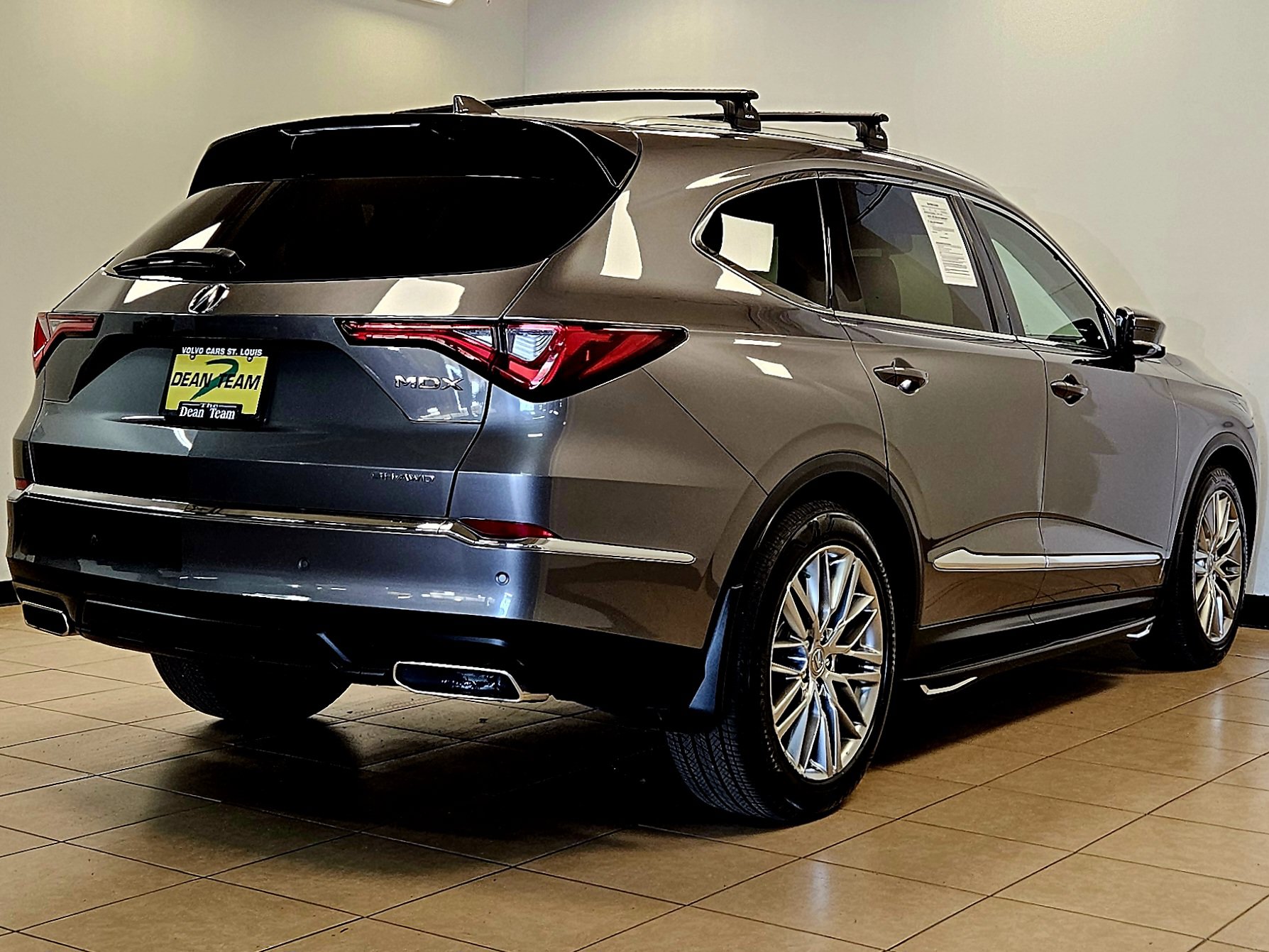 Used 2024 Acura MDX w/ Advance Package AWD/4WD image 3