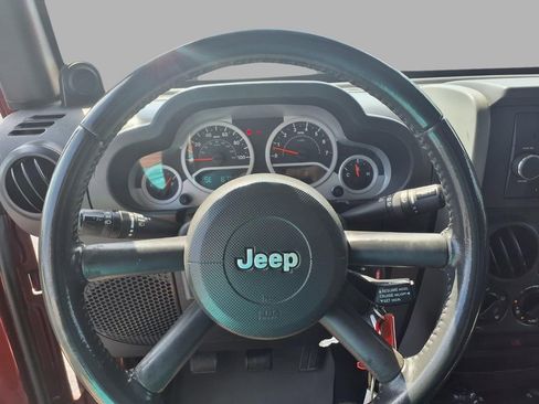 Used 2010 Jeep Wrangler Unlimited Sport AWD/4WD image 9