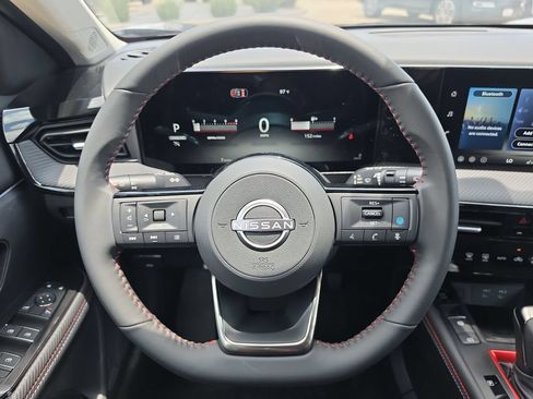 New 2026 Nissan Kicks SR w/ Cold Weather Package FWD image 13