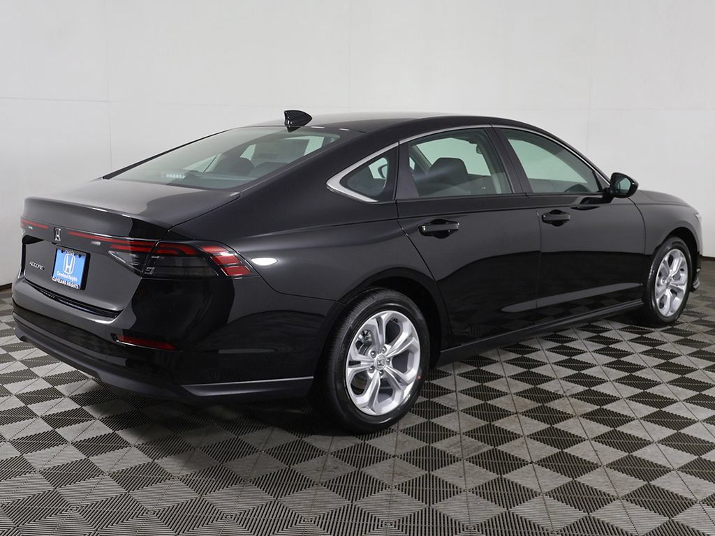 New 2026 Honda Accord LX image 5