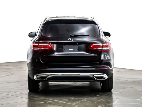 Used 2017 Mercedes-Benz GLC 300 image 4