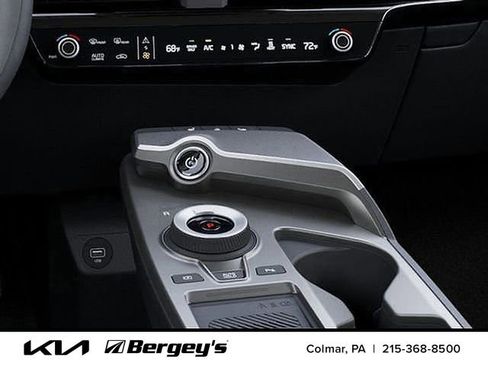 New 2025 Kia EV6 Light w/ Light LR Technology Package AWD/4WD image 29