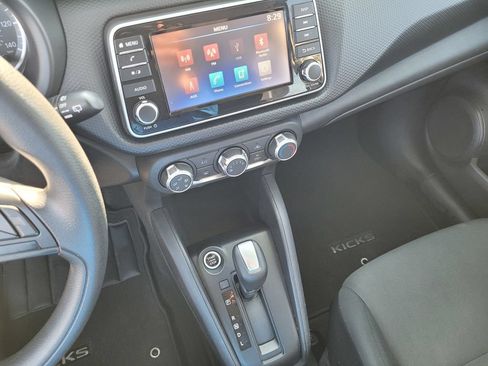 Used 2024 Nissan Kicks S FWD image 19
